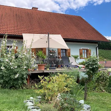 Herzhof Lampert Apartment Riegersburg